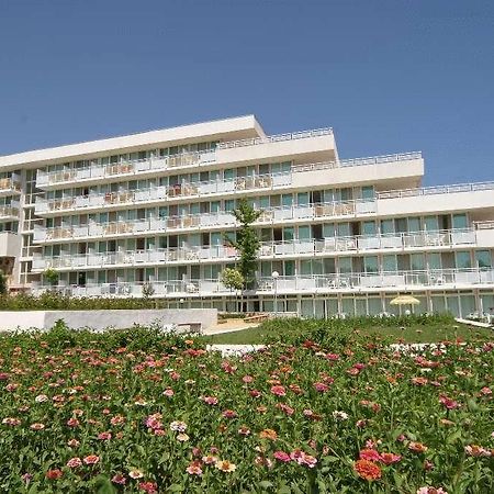 Hotel Com Albena Exterior photo