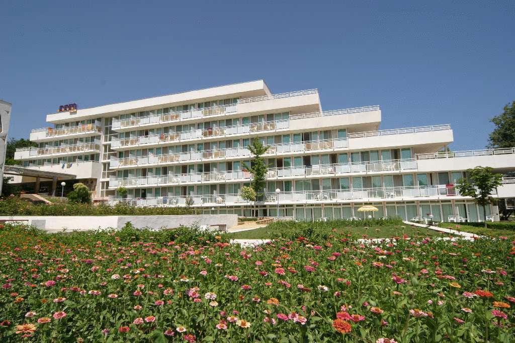 Hotel Com Albena Exterior photo